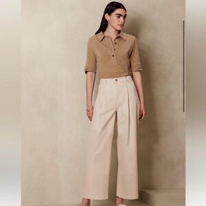 Banana Republic High waist Pleated wide leg crop jeans cream Size 28/6